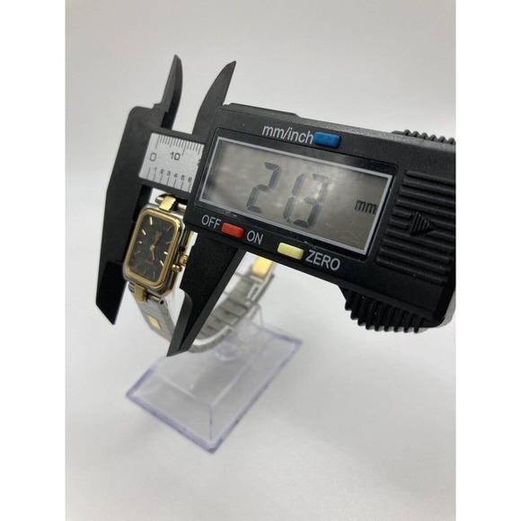 PB ( Paul Brequette) 18K Gold Trim Quartz Swiss Made Watch 4 Jewels - Picture 7 of 11